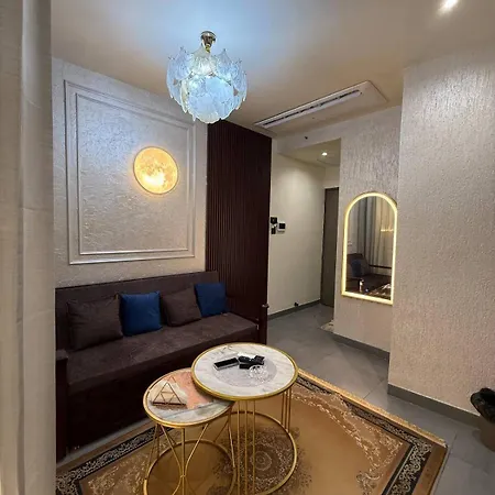 Elegant Hideaway Suites - 39Th Floor
